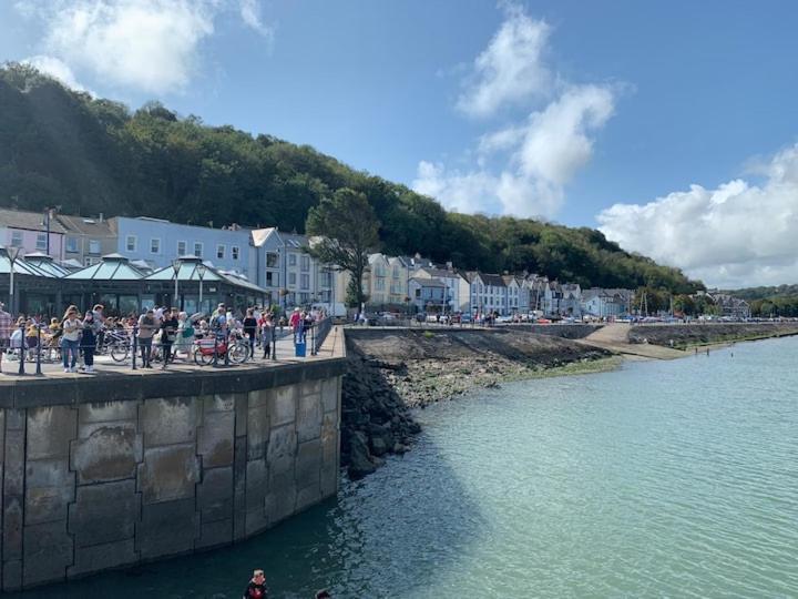 Extended Fishermans With Stunning Sea Views The Mumbles