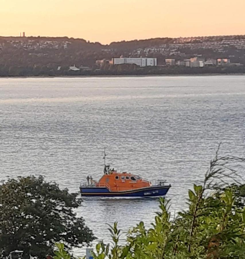 Extended Fishermans With Stunning Sea Views * The Mumbles
